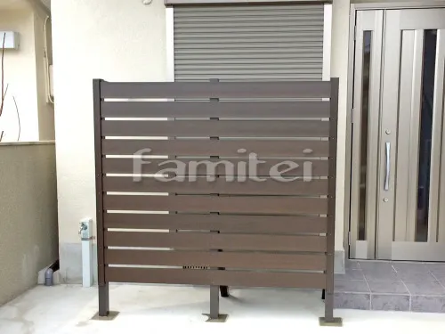 神戸市垂水区 リフォーム庭園工事 機能門柱 YKKAP ポスティモα(アルファ) 目隠し人工木製フェンス塀 エクスタイル アーバンフェンス 樹脂 板塀