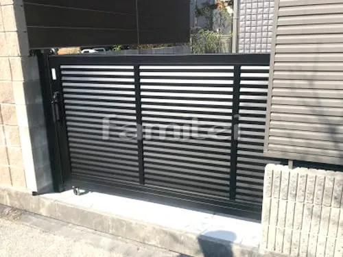 香芝市 リフォーム外構工事 お庭 床石貼り 乱形石 石英岩 引戸門扉 四国化成 クレディキャスター引戸6型 スライドドア