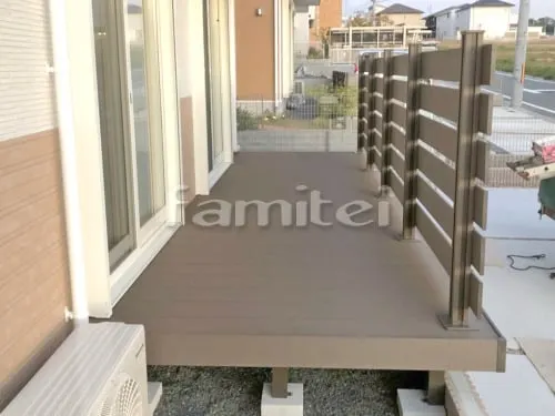 木津川市 エクステリア工事 人工木材ウッドデッキ LIXILリクシル 樹ら楽ステージ(きらら) 樹脂 デッキフェンス LIXILリクシル ボードラインフェンス ベランダ屋根 LIXILリクシル スピーネ 2階用 R型アール屋根 物干し