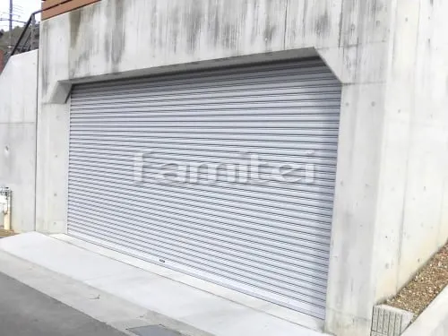 宝塚市 ガレージ・お庭工事 シャッター ウッドデッキ フェンス