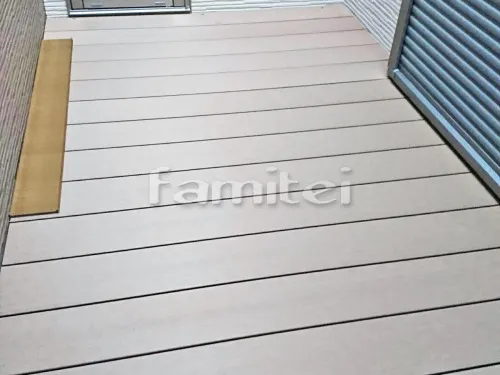 京都市山科区 エクステリア工事 人工木材ウッドデッキ LIXILリクシル 樹ら楽ステージ(きらら) 樹脂 雨除け屋根 YKKAP ヴェクターテラス屋根(ベクター) 1階用 F型フラット屋根 カーポート LIXILリクシル ネスカF 1台用(単棟) F型フラット屋根