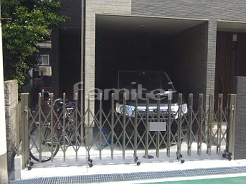 神戸市中央区 新築シンプル セミクローズ外構 伸縮門扉 LIXILリクシル アルシャイン2 M型Aタイプ 両開閉仕様 アコーディオンゲート