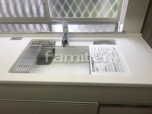 神戸市北区システムキッチン タカラスタンダード エマージュキッチンパネル マーブルベージュ I型 W27