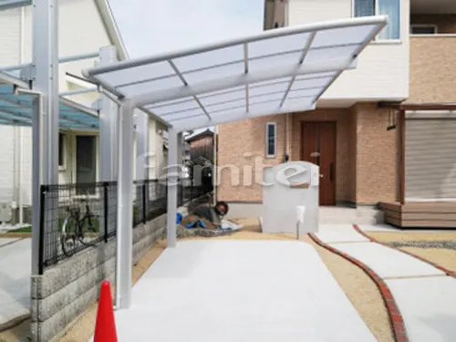 野洲市 エクステリア工事 カーポート LIXILリクシル フル木製調テラス屋根 1階用 F型フラット屋根 物干し 人工木材ウッドデッキ　ストックヤード スピーネストックヤード