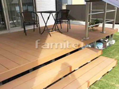 池田市 新築シンプル クローズ外構 アプローチ ウッドデッキ 目隠しフェンス 犬走り