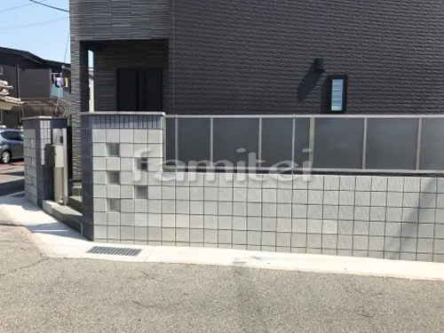 明石市 リフォームシンプル オープン外構 目隠しフェンス塀 ガラスブロック 片開き門扉