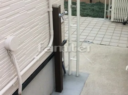 高石市 エクステリア工事 雨除け屋根 LIXILリクシル 独立式フーゴFテラス 1階用 F型フラット屋根 柱部分 モルタル補修 躯体すき間ふさぎ材 伸縮門扉 セレビューMP型 片開き ペットガード アコーディオンゲート 勝手口門扉 ハイ千峰(せんぽう) 12-07 片開き 扉ストッパー 目隠しフェンス塀 F&F マイティウッド 高尺タイプ 立水栓 ユニソン スプレスタンド マットブラウン 蛇口2個