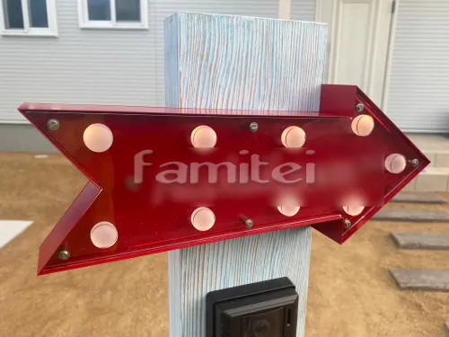 香芝市 新築ベーシック オープン外構 機能門柱 インターホン取付 表札 美濃クラフト 郵便受けポスト 変換器 玄関アプローチ カーポート 屋根材 駐車場ガレージ床 境界フェンス塀 見切りレンガ 防犯砂利敷き バラス砕石 防草シート加工 マサ土敷き