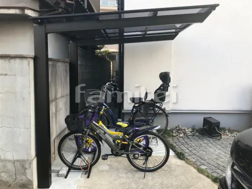和歌山市 リフォーム部分工事 自転車バイク屋根 LIXILリクシル ネスカF 駐輪場屋根 サイクルポート F型フラット屋根 屋根材 ポリカーボネート クリアブルー 土間コンクリート 伸縮目地