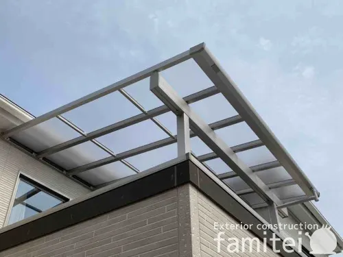 川西市 エクステリア工事 ベランダ屋根 YKKap ソラリア 雪50