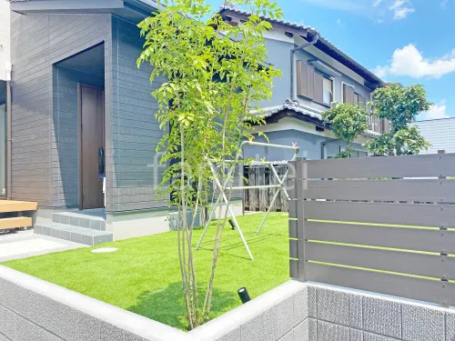 奈良市 新築シンプル セミクローズ外構