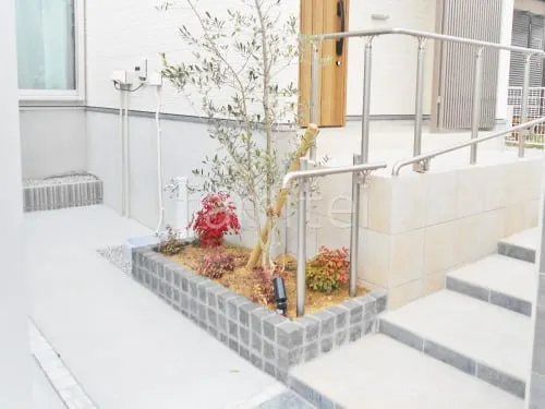 上牧町 新築シンプル オープン外構