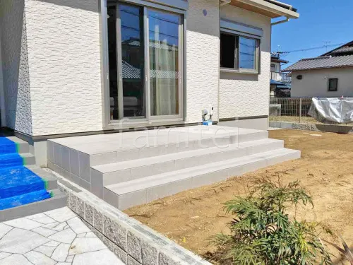 川西市 新築シンプル オープン外構