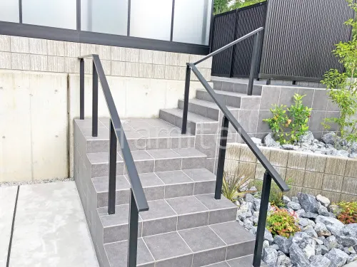 生駒市 新築シンプル クローズ外構