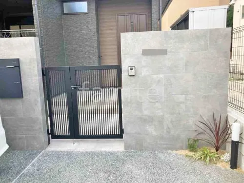 大阪市 新築シンプル クローズ外構