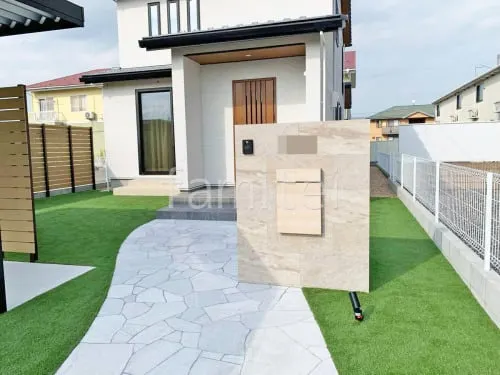 高島市 新築シンプル オープン外構