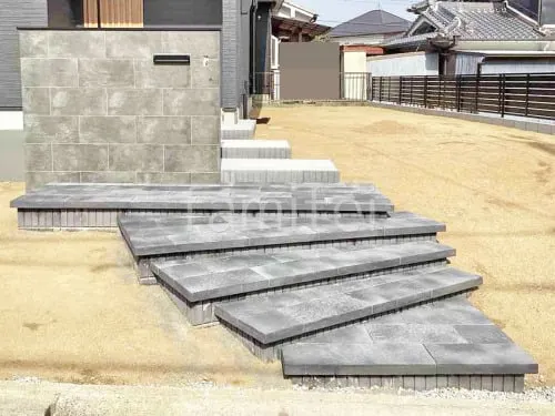 三郷町 新築シンプル オープン外構