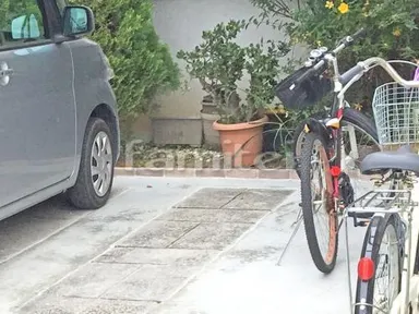 施工例 駐車場ガレージ床 レンガ花壇