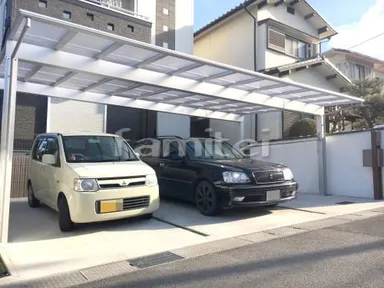 施工例 カーポート YKKエフルージュ横3台 水平式物干し 塗り壁