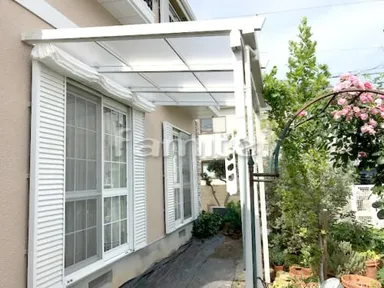 施工例 フル木製調テラス屋根 三協ナチュレ1階