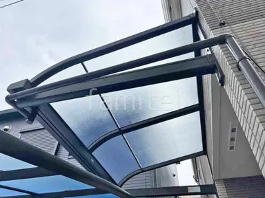 施工例 カーポート 柱なし雨除け屋根