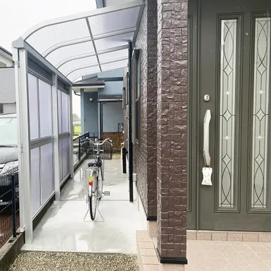 狭いスペースを有効活用！サイクルポート・テラス屋根