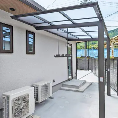 家に穴を空けない！独立式テラス屋根を徹底解説！