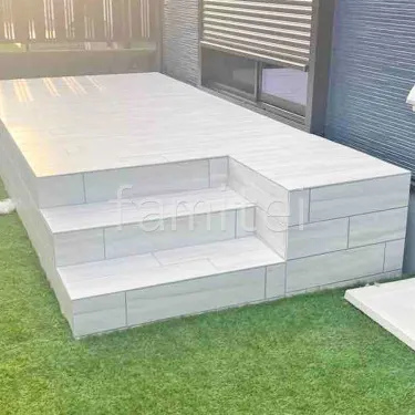 ひと味違うおしゃれなタイルデッキをお探しなら！木製調ラスティックウッズのご紹介