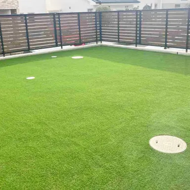 人工芝のデメリットと後悔しないための対策