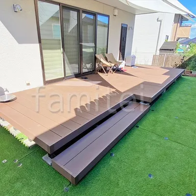 おうちピクニックが楽しめるウッドデッキ×人工芝★外せないポイント8選