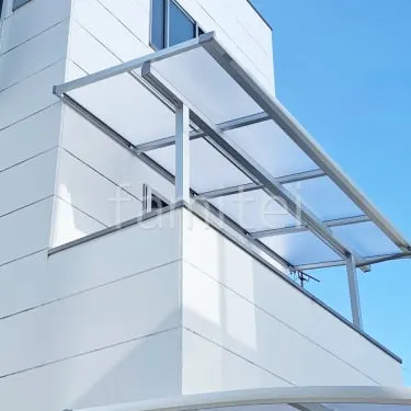 バルコニー屋根のメリットとデメリット★