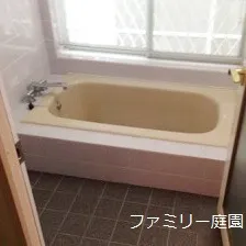 【施行例】黒をアクセントに落ち着きのある浴室♪オフローラ編