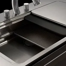 最新キッチン事情。「三層シンク」が人気なワケ