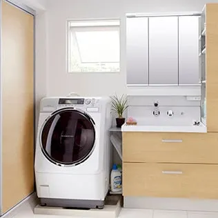 リクシルの洗面化粧台 ピアラのすきま収納