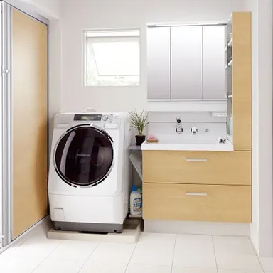 LIXIL洗面「ピアラ」こども用踏み台がついてます♪