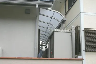 ベランダ物干し　テラス屋根1F