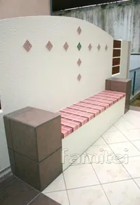 ベンチ