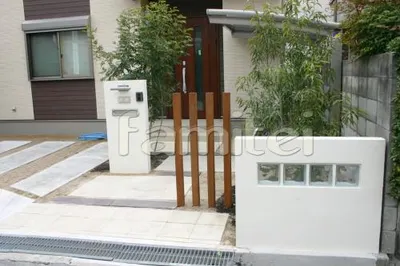 ガラスブロック塀