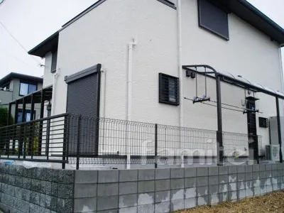 TOEX サンクテラス屋根(スピーネ)1F　　メッシュフェンス