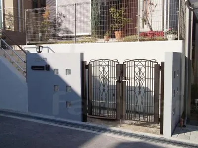 ガラスブロック門柱
