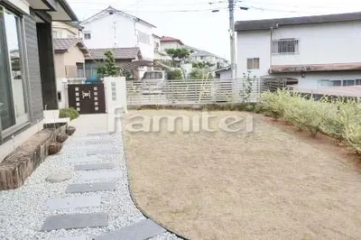 庭リフォーム　御影石　防犯砂利バラス