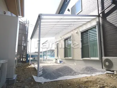 カーポート サンクテラス(スピーネ)F型 吊り下げ式竿掛け