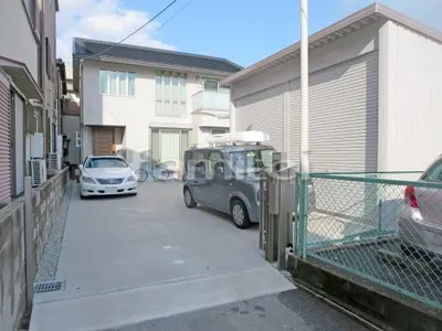 新築シンプル クローズ外構