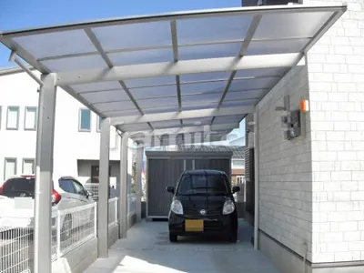 木製調カーポート YKKAP エフルージュグラン 縦2台用(縦連棟) F型フラット屋根