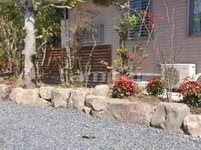 植木撤去 既存石再利用