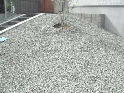 防犯砂利敷き バラス砕石 防草シート加工