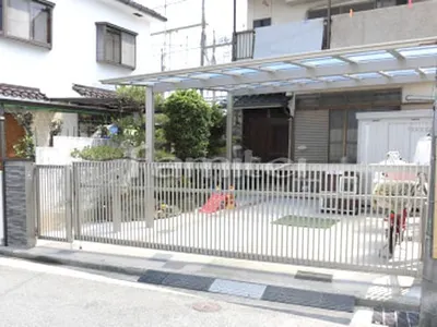 カーポート LIXILリクシル ネスカF 横2台用(ワイド ツイン) F型フラット屋根 手動跳ね上げ式門扉 ワイドオーバードアS2型 横2台用 アップゲート 開戸 TOEXトエックス