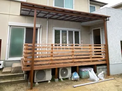 1階テラス屋根 (雨除け) YKKAP フル木製調 サザンテラス フレームタイプ フラット屋根 スタンダード 壁付