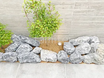 ゴロタ石敷き 植栽灯ガーデンライト照明 タカショー タカショーグランドライト5型