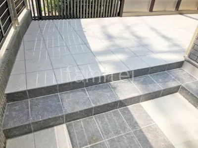 タイルデッキ 壁3面  LIXIL グレイスランド ベーシック